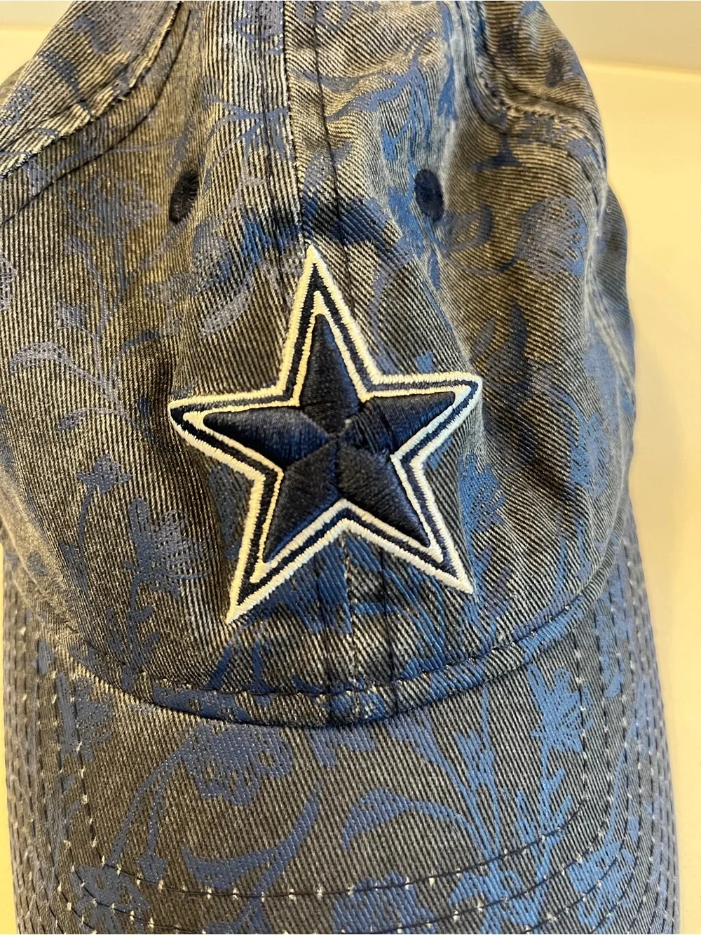 Women’s Dallas cowboys new era floral hat
